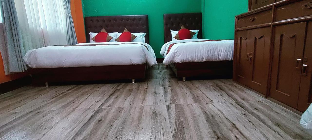 Nepalaya Home Hostel Катманду Экстерьер фото